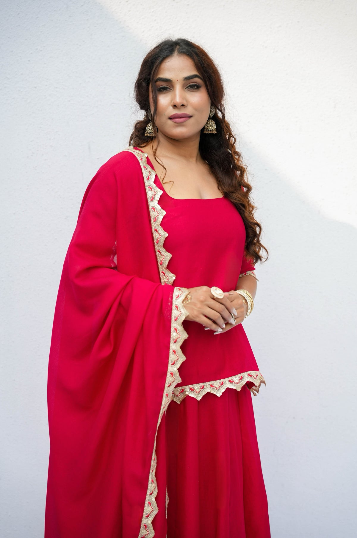 Arohi red skirt set with gold lace, photo 2