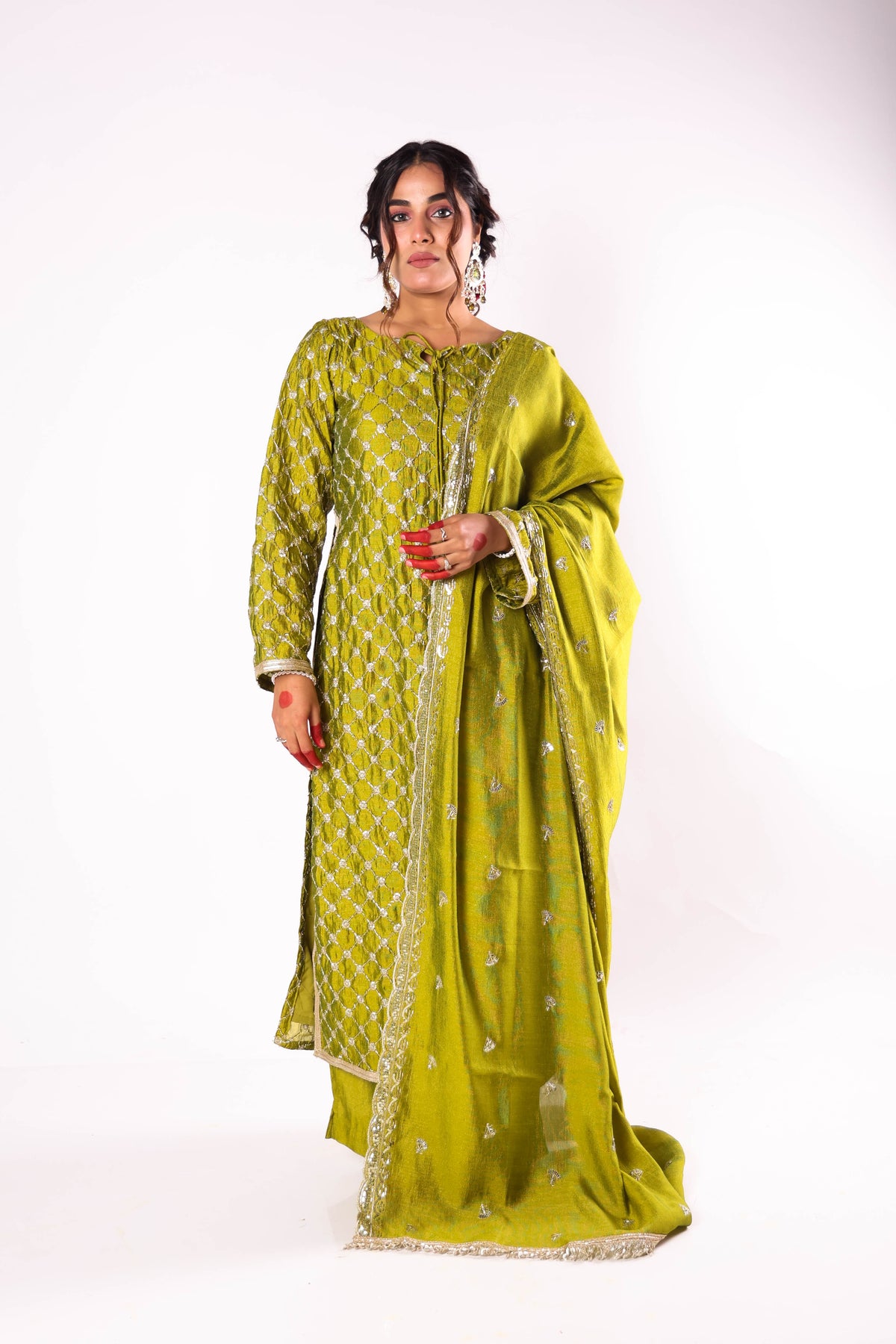 Harini olive green embroidered kurta set, photo 2
