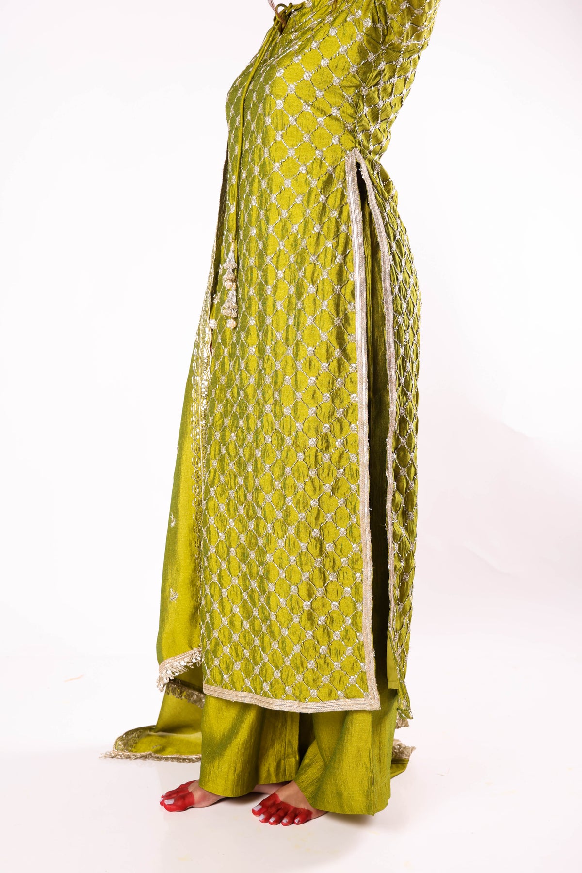 Harini olive green embroidered kurta set, photo 4