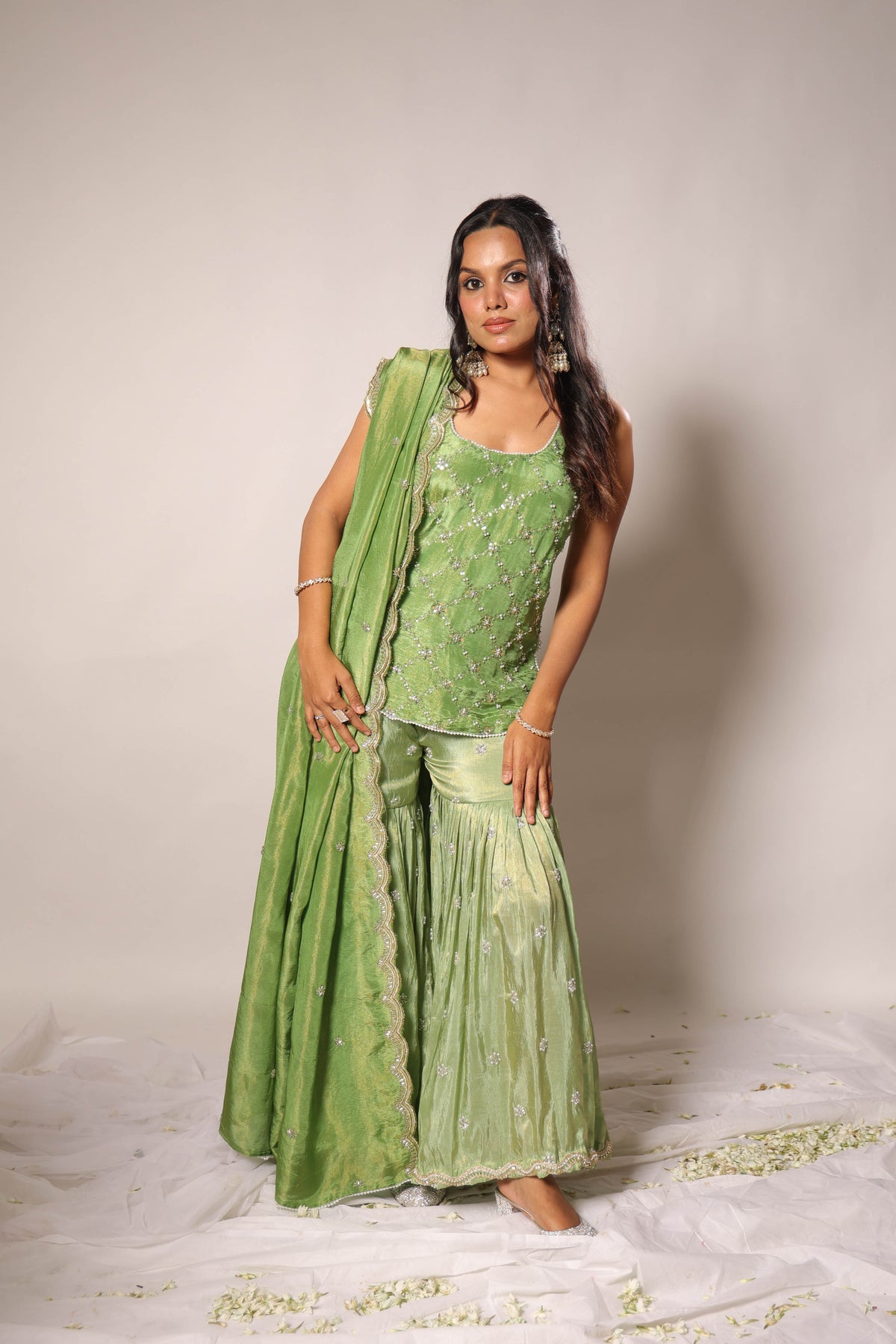 Mahi green embroidered sharara set with dupatta, photo 3