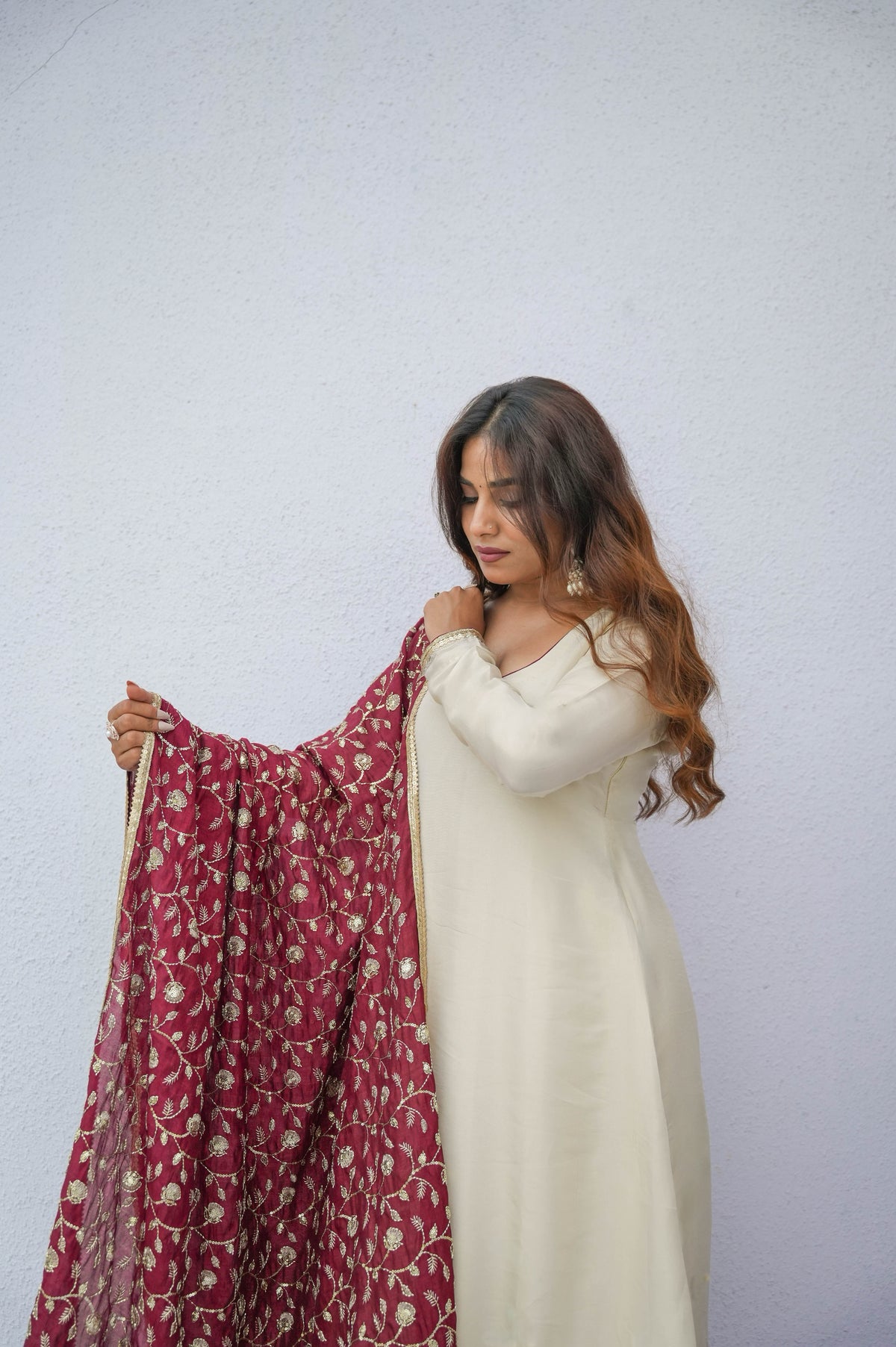 Saumya ivory anarkali kurta set, photo 4